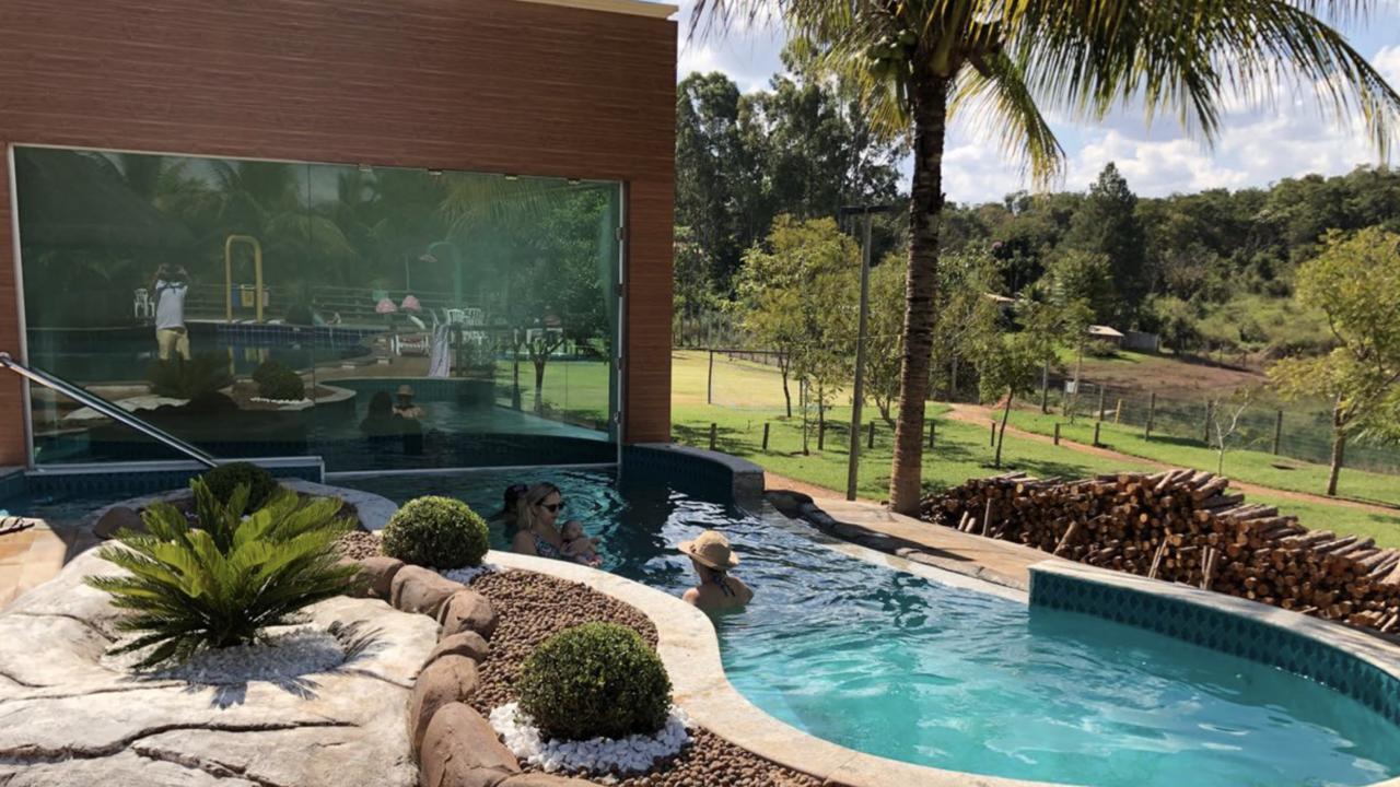 Pontal Do Lago Flat Caldas Novas Exterior foto
